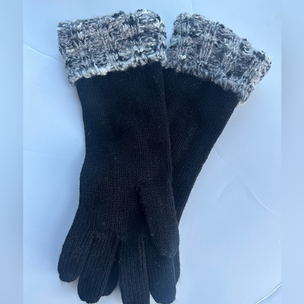 Coldwater Creek Women’s Gloves - NWOT